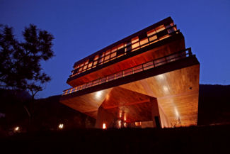 Commune-by-the-Great-Wall-Kempinski