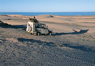 Skeleton_Coast_Camp